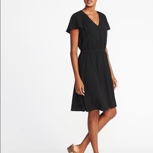 Black v neck dress